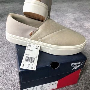 Women’s Reebok Katura slip on shoe NWT